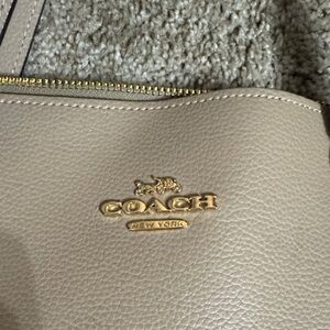 Coach Women's Taupe Leather Shoulder Bag